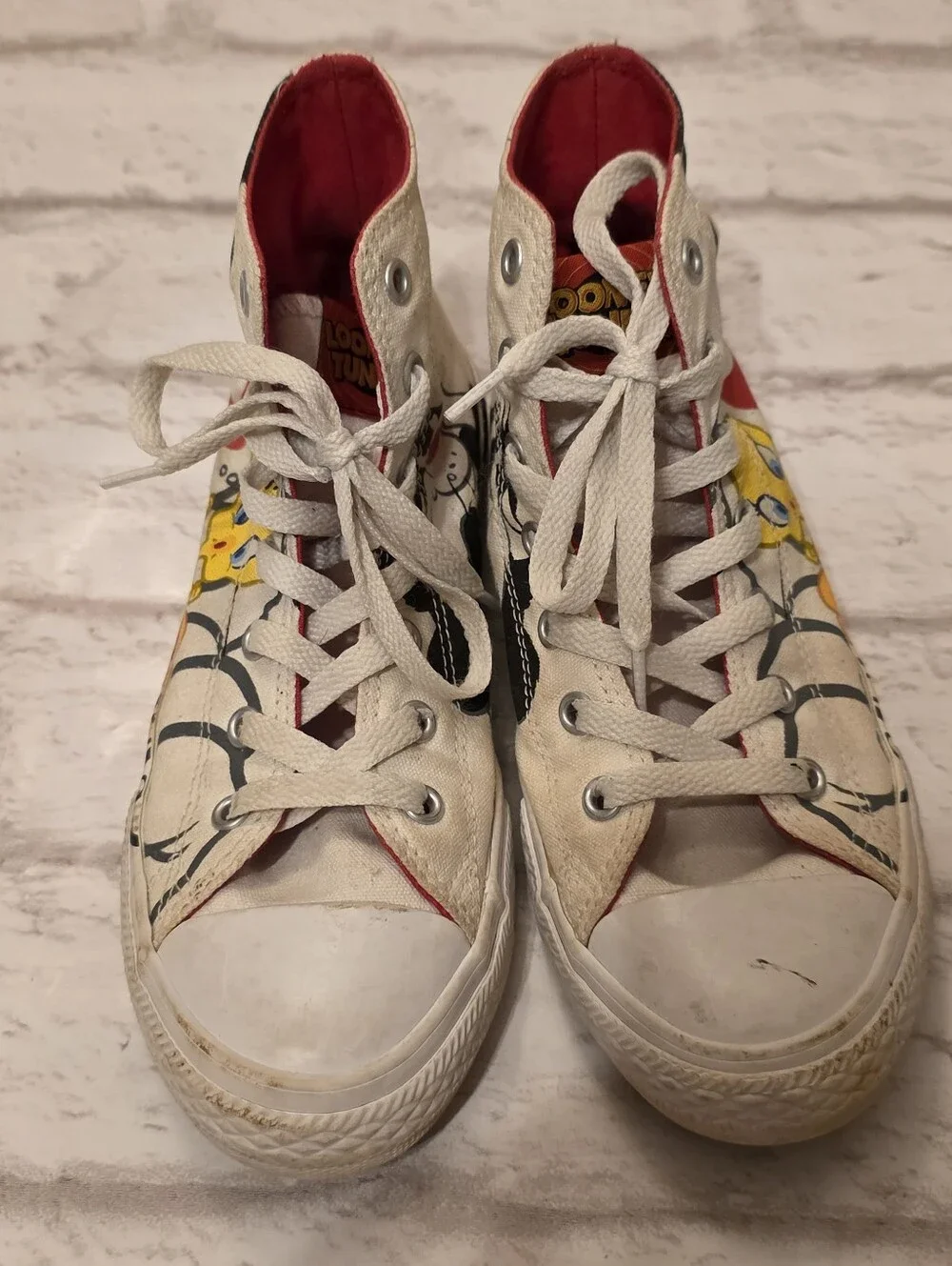 Converse Chuck Taylor All Star High Looney Tunes Youth 3